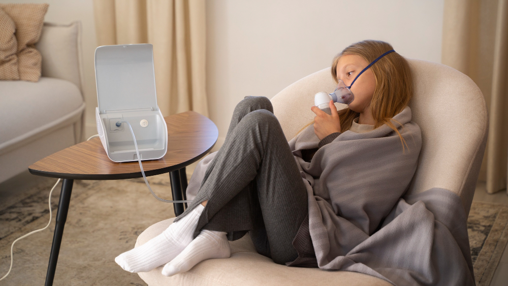 Humidifier Used In Bedroom For Sore Throat Relief
